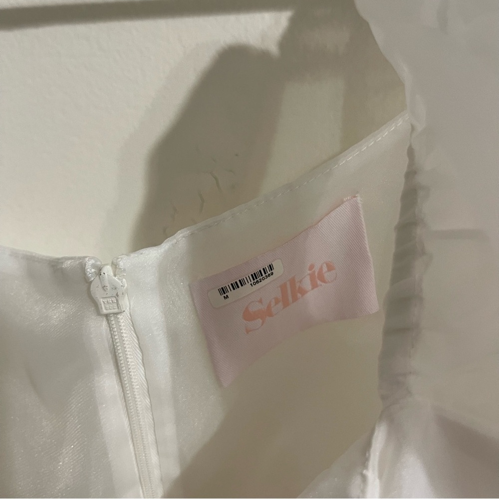 Selkie Ivory Puff Dress (M) - Picture 13 of 16